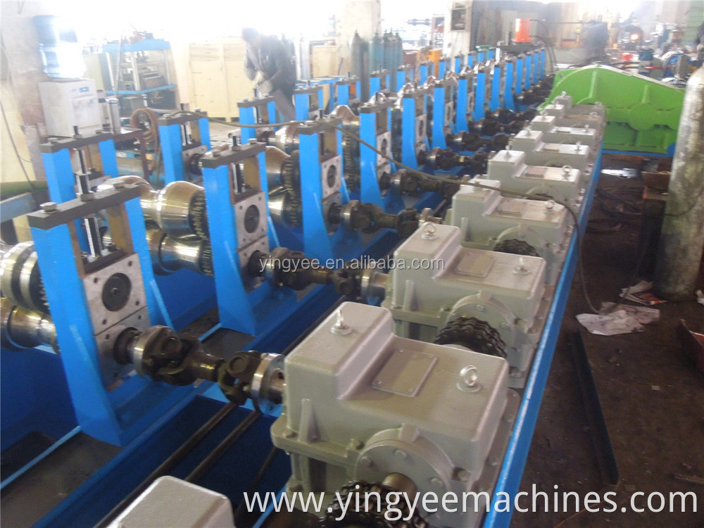 Two or three wave highway guardrail forming machine/highway guard rail roll forming machine